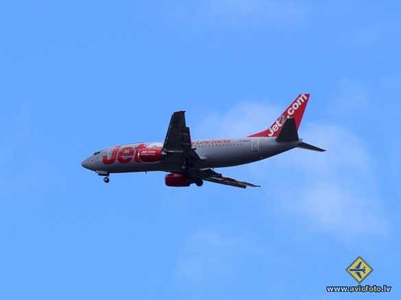 Boeing 737-330/QC